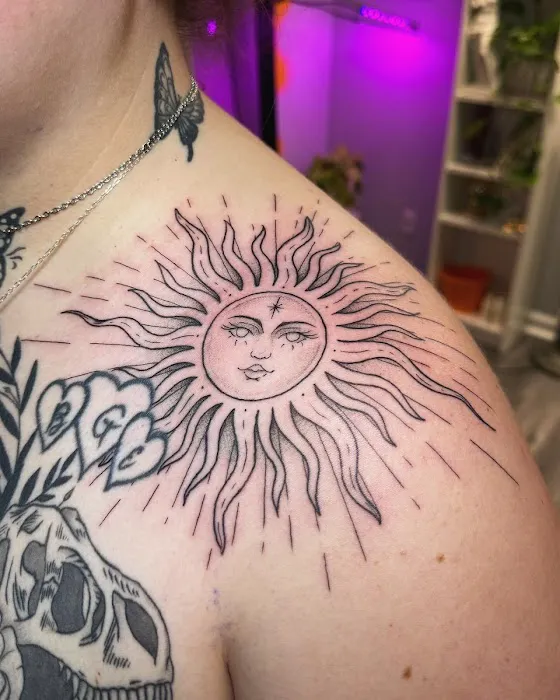 Full Circle Tattoo and Salon 6