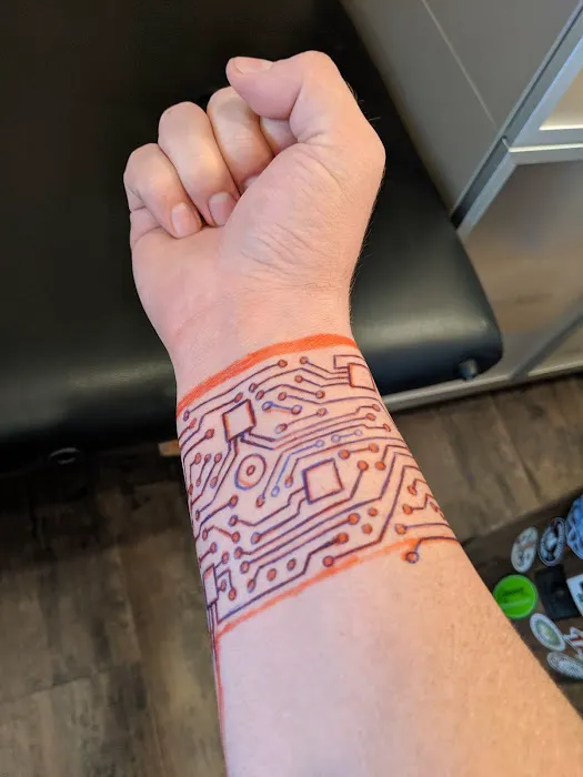 Skin City Tattoo and Body Piercing 6
