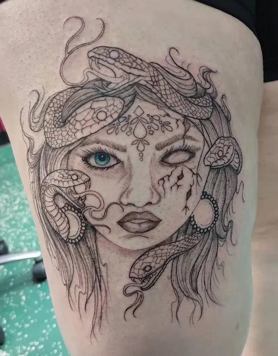 Studio X Tattoos & Piercings 7
