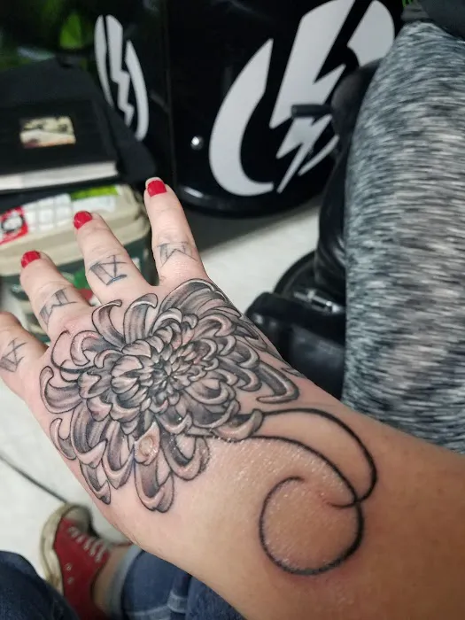 Sinister Tattoo Studio 4