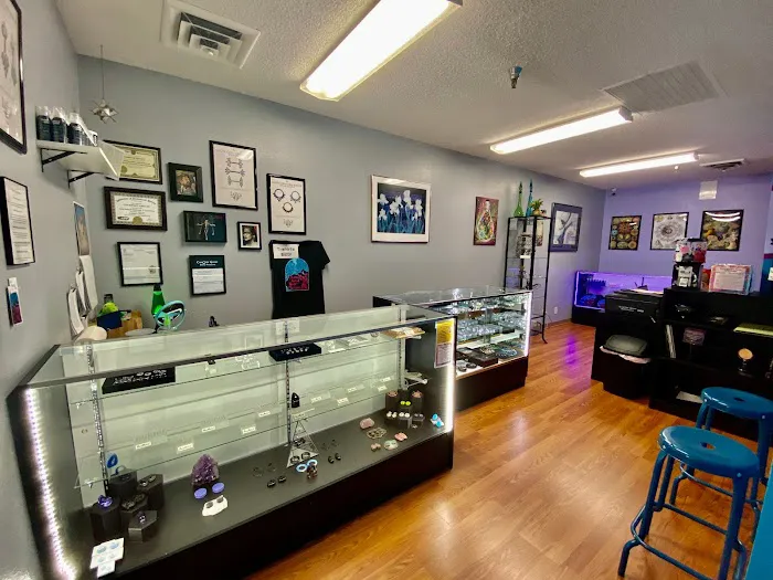 Chaotic Good Body Piercing & Tattoo 4