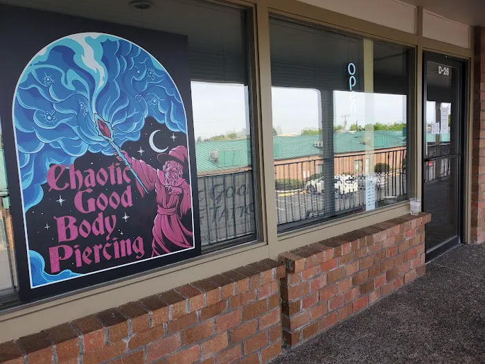 Chaotic Good Body Piercing & Tattoo 9