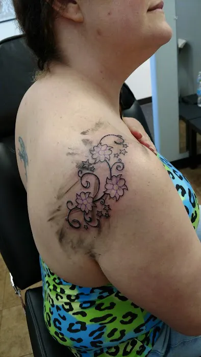 Destination Ink - Tattoo and Body Piercing 8