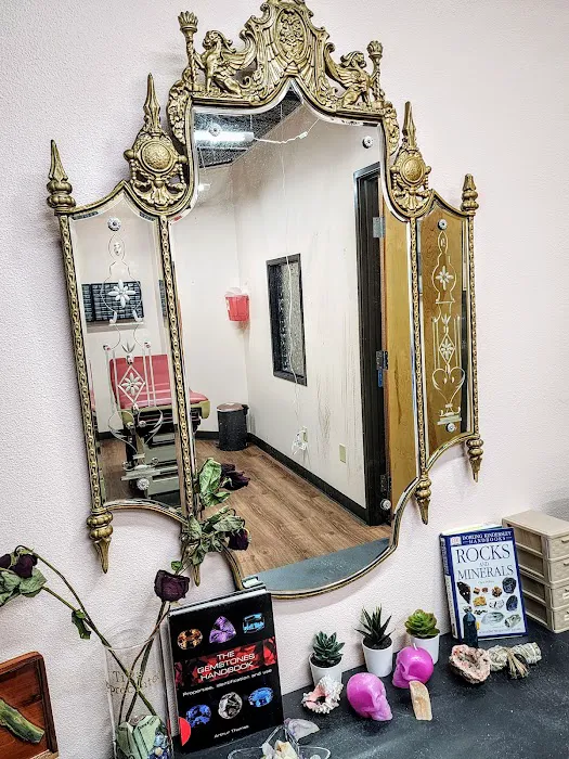 Poppys Parlour LLC 4