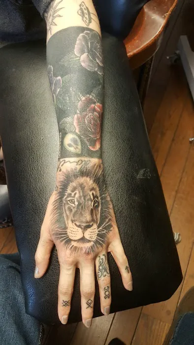 MO'O MANU TATTOO 6