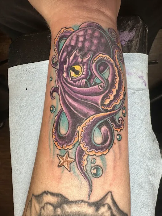 Illuminati Tattoo Parlor 1
