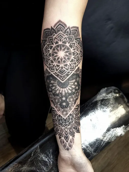 Genesis Tattoo Studio 9