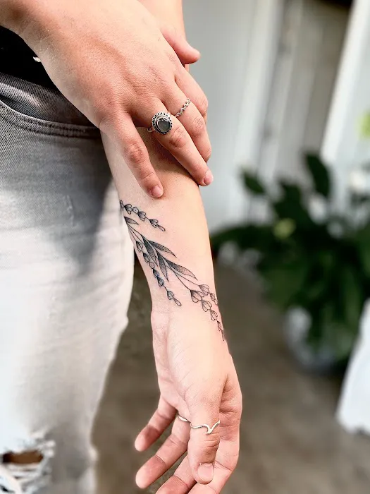 Good Vibes Tattoo Co. 5