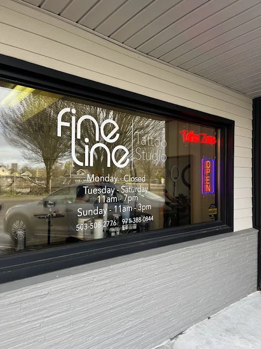 Fine Line Tattoo Studio 5