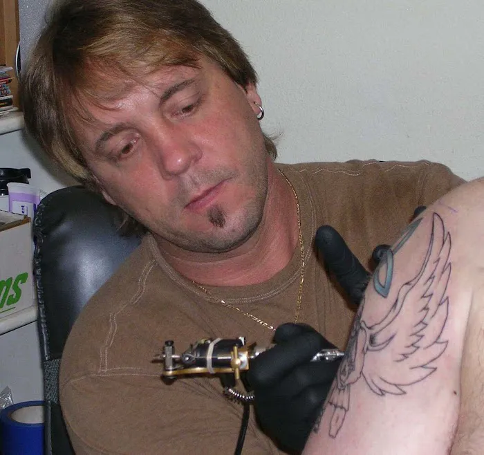 Body Graphix Tattoo Studio 2