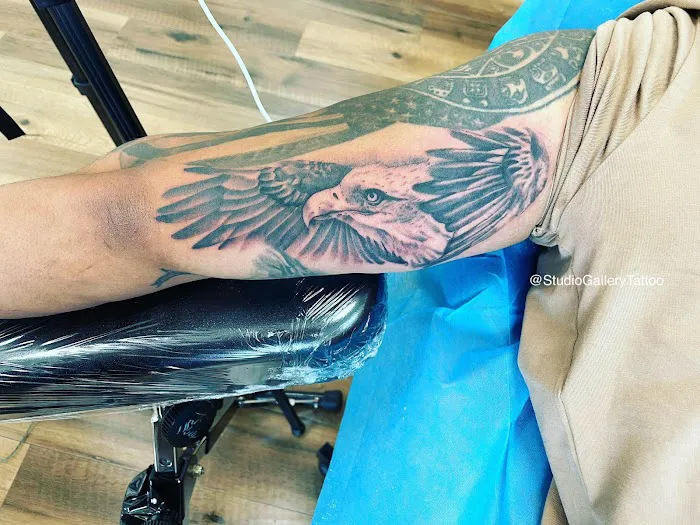 Studio Gallery Tattoo 9