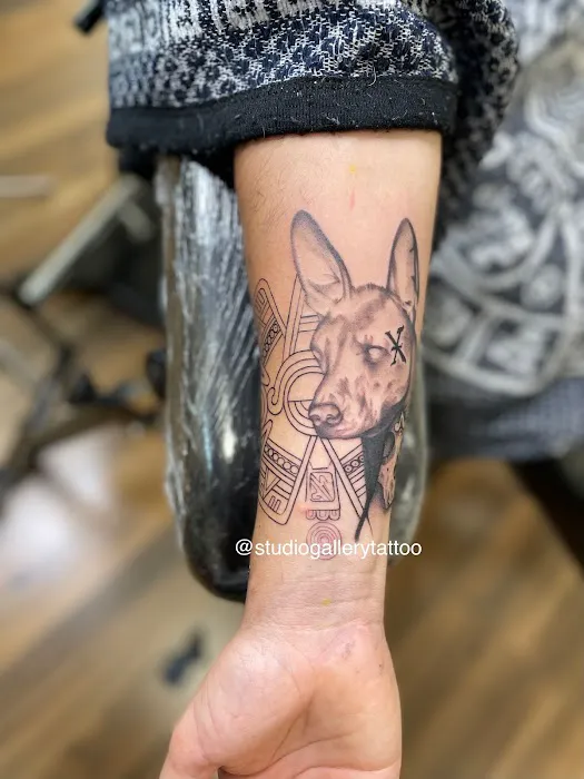Studio Gallery Tattoo 7