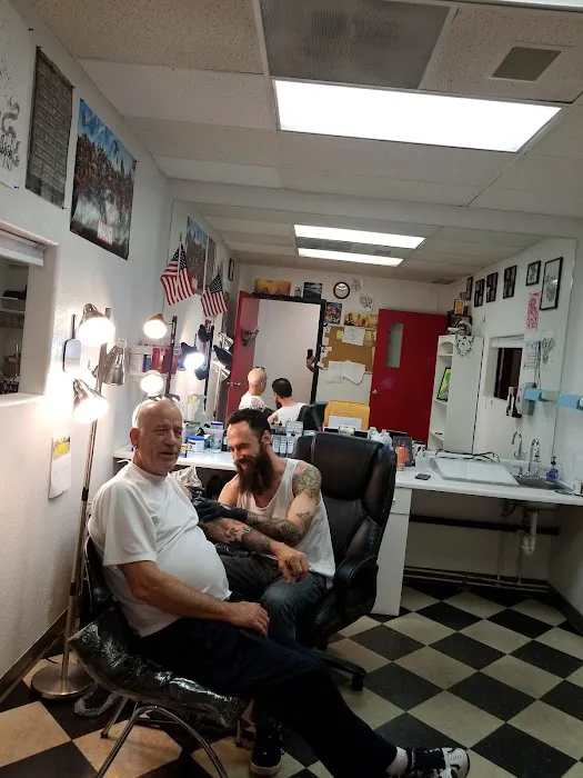 Sea City Tattoo & Body Piercing 5
