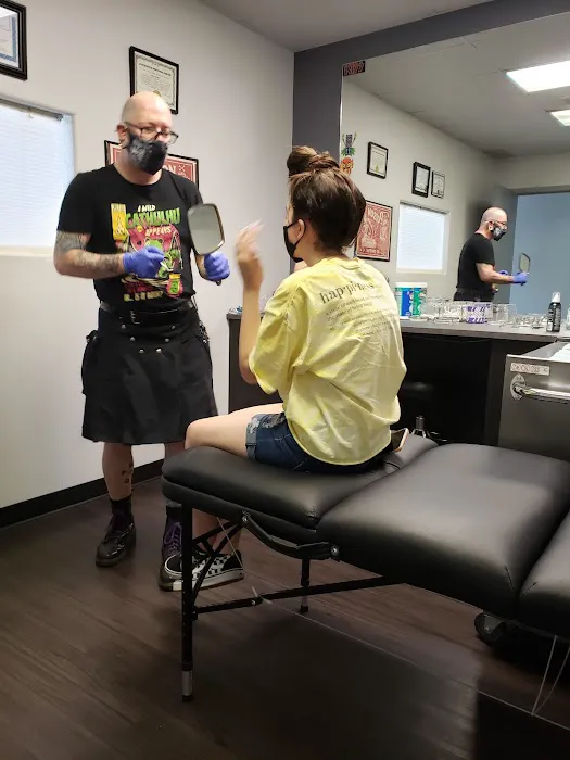 Sea City Tattoo & Body Piercing 8