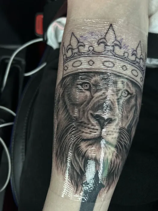 Sailor's Moon Tattoo 9
