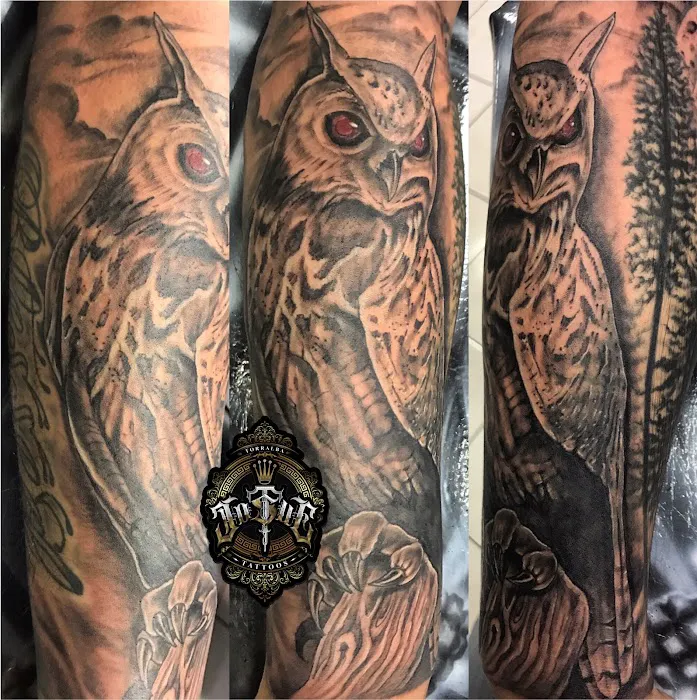 Addictive Ink Tattoo Studio, Almanegra 2