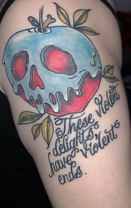 Addictive Ink Tattoo Studio, Almanegra 6