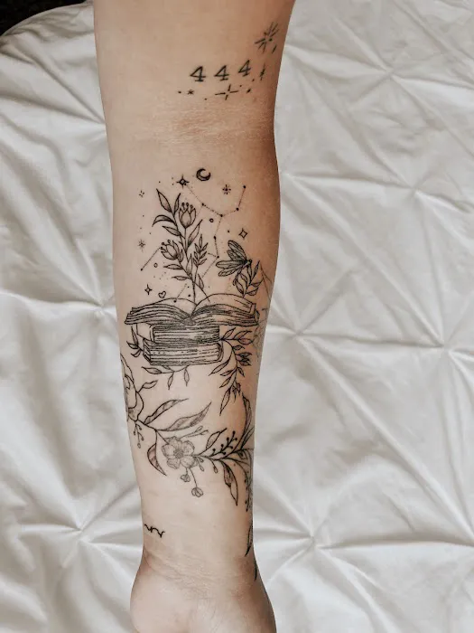 Aura Art & Ink | Aura Creative Studio 3