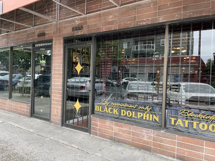 Black Dolphin Tattoo Studio 4