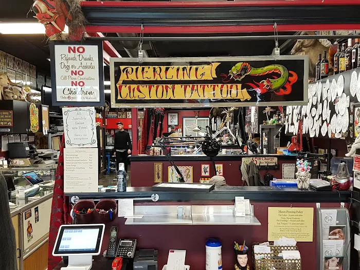 Pierced Hearts Tattoo Parlor 4
