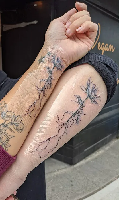 Pierced Hearts Tattoo Parlor 5