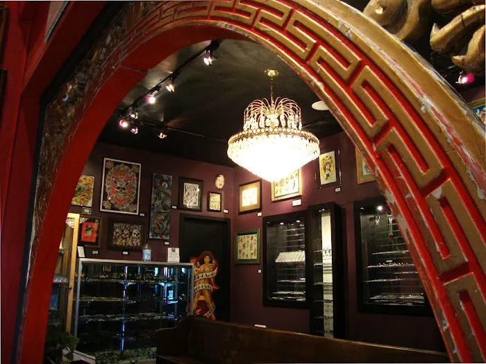 Slave to the Needle Tattoo & Body Piercing 2