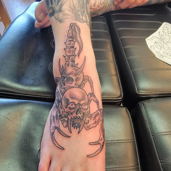 Tiny Tim's Tattoo Shop 5