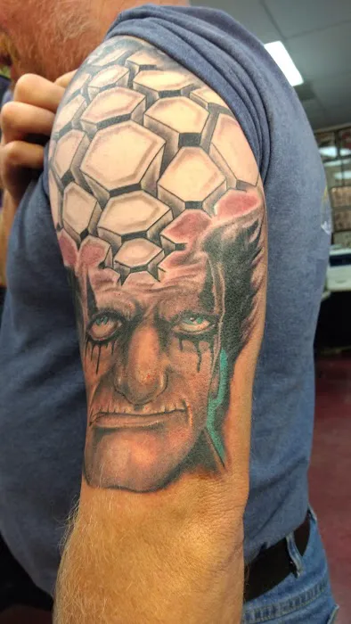 Tiny Tim's Tattoo Shop 3