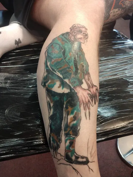 Tiny Tim's Tattoo Shop 8