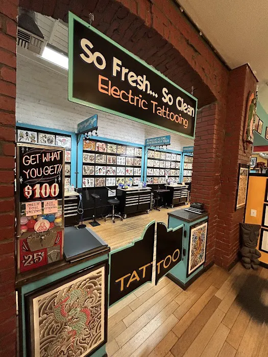 7th Street Tattoo 8