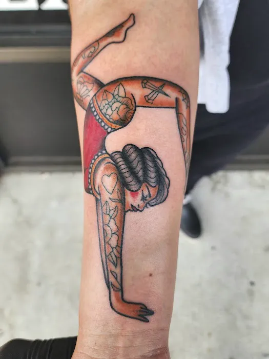 Coastal Lines Tattoo Emporium 0