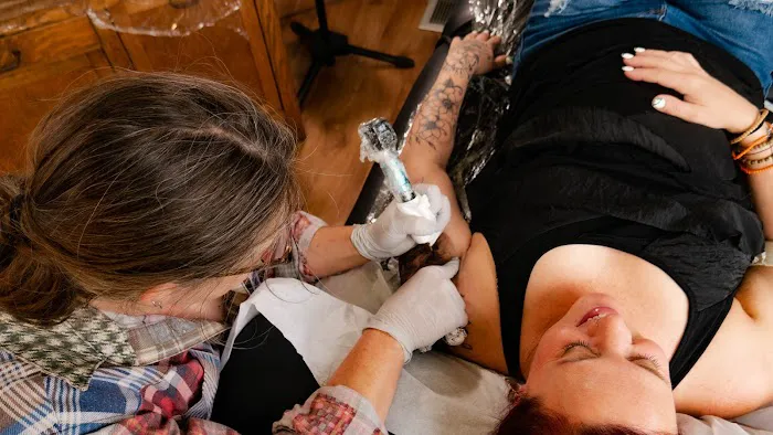 Ryderville Ink Tattoos & Fine Art & Gallery 5