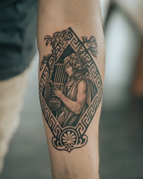 Triple Crown Tattoo Studio 3