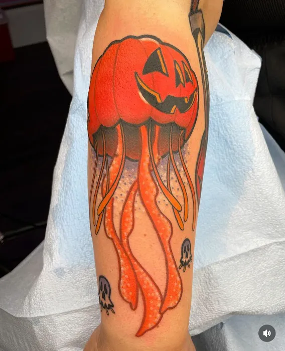 Triple Crown Tattoo Studio 5
