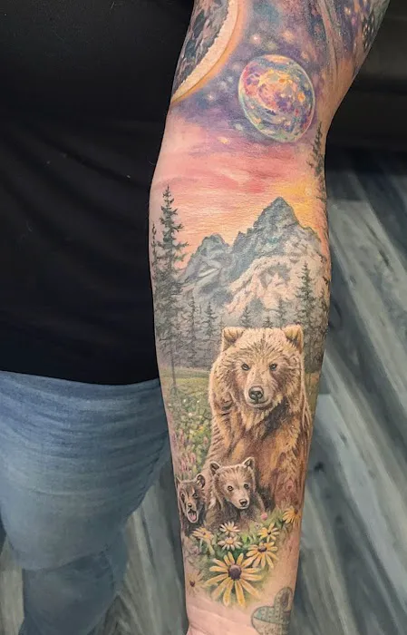 Ethan Radcliffe Tattoo & Artistry 1