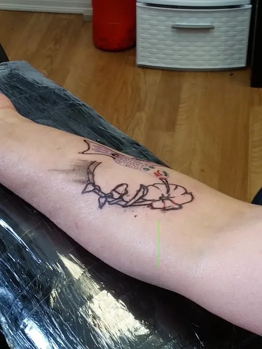 Slung Down Body Art 8