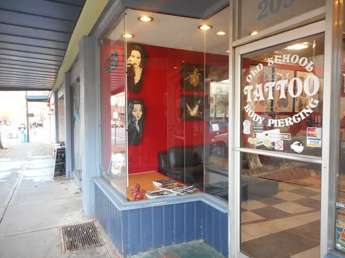 Old School Tattoo and Piercing 8