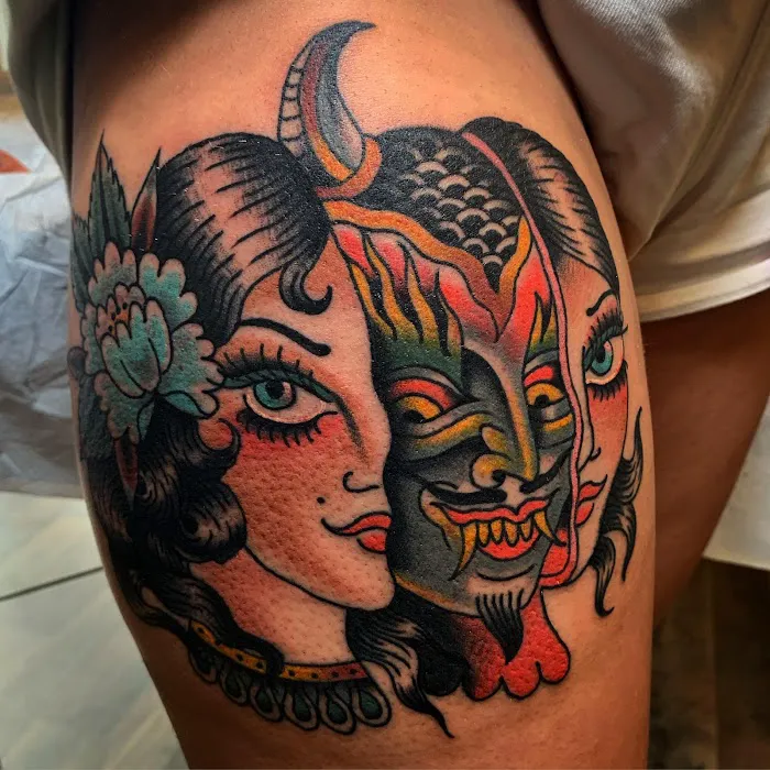 Electric Cobra Tattoo Parlor 8