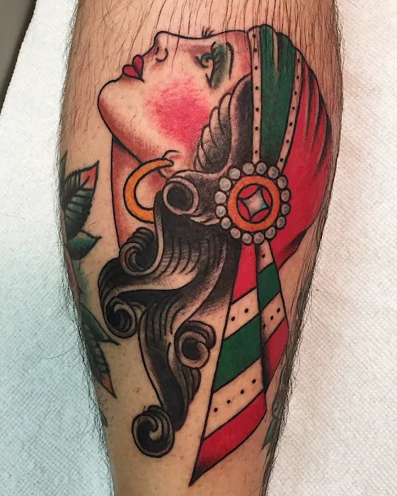 Lucky Dragon Tattoo Parlor 7