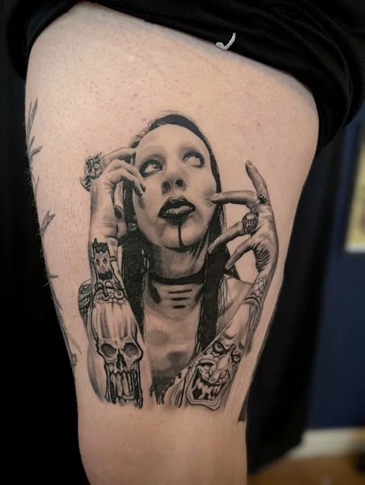 Kelsey Blake Tattoos 4