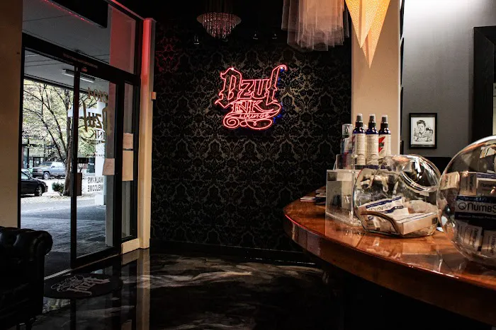 Dzul Ink Lounge 3