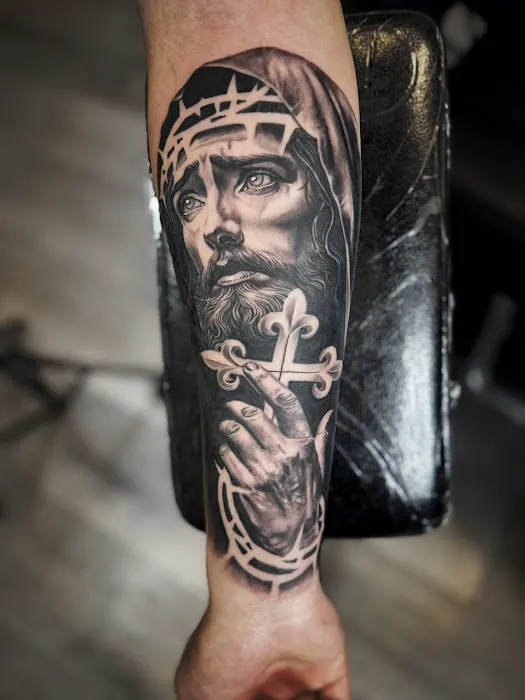 Top Shelf Tattoo LLC 7