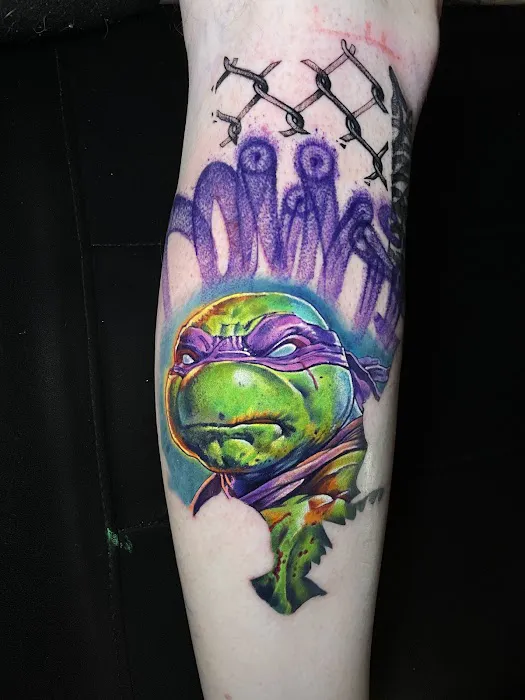 Crab Neck Tattoo Shop 7