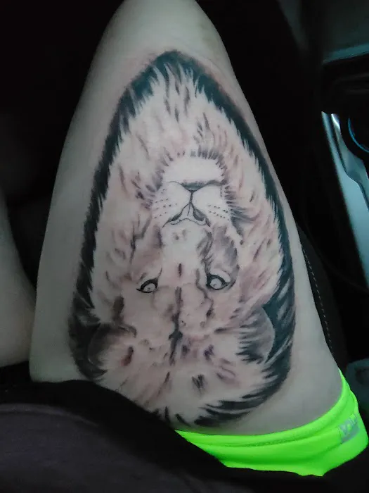 Maple Valley Tattoo and Piercing 3