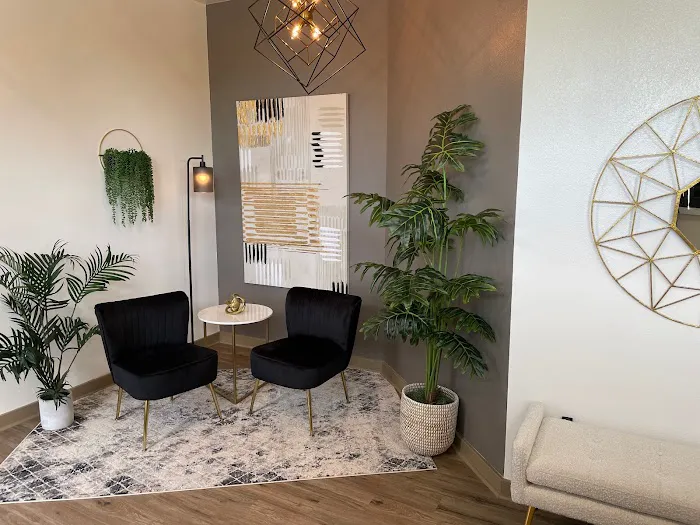Glimpse Piercing Boutique 5