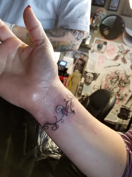 Action Tattoo 0
