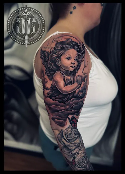 cstudiotattoo shop 8