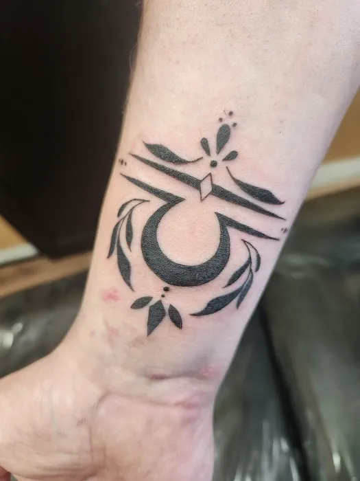 Jurassic Ink Tattoo Co. 1