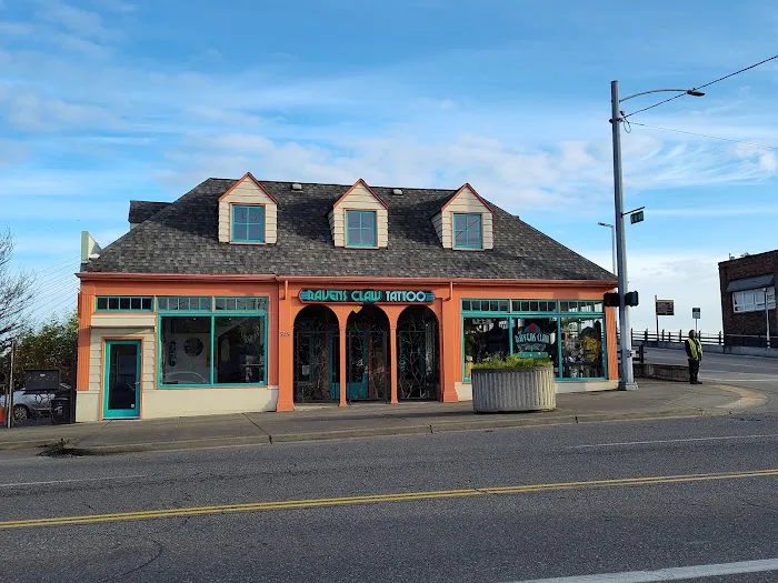 Ravens Claw Tattoo & Gallery 8