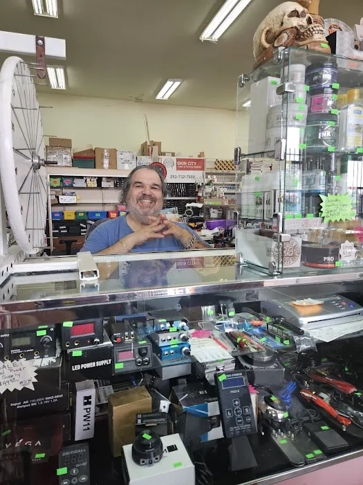 Skin City Tattoo & Piercing Supplies 2